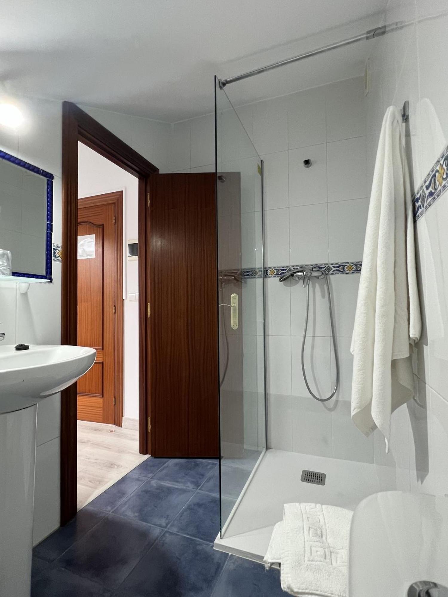 Hotel Sanmar Cóbreces Extérieur photo