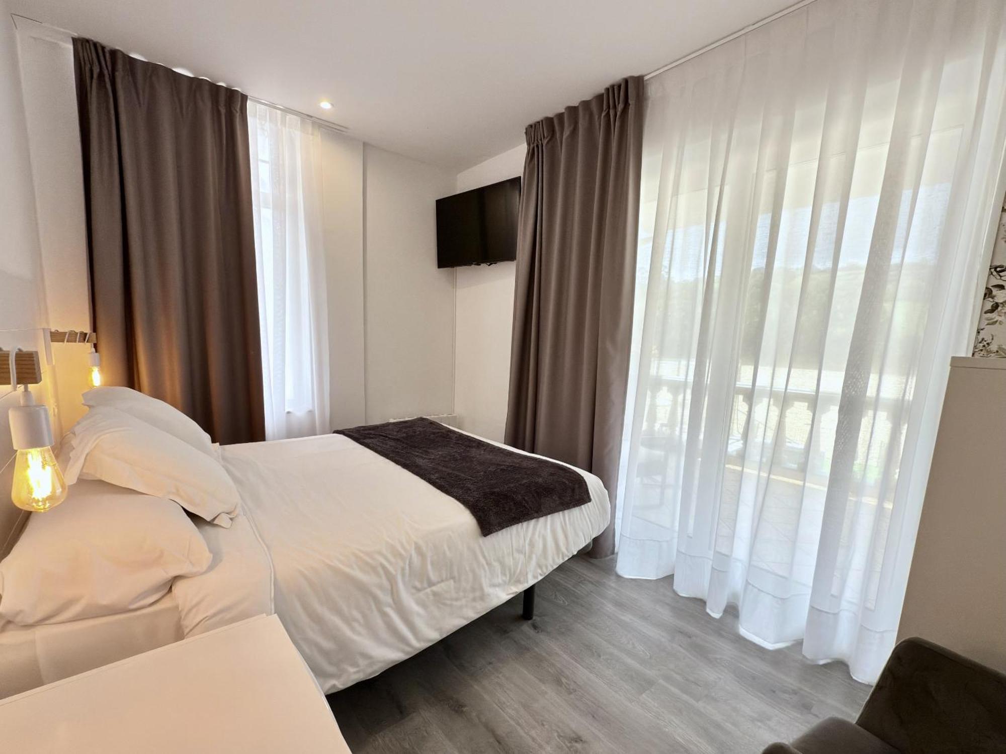 Hotel Sanmar Cóbreces Extérieur photo