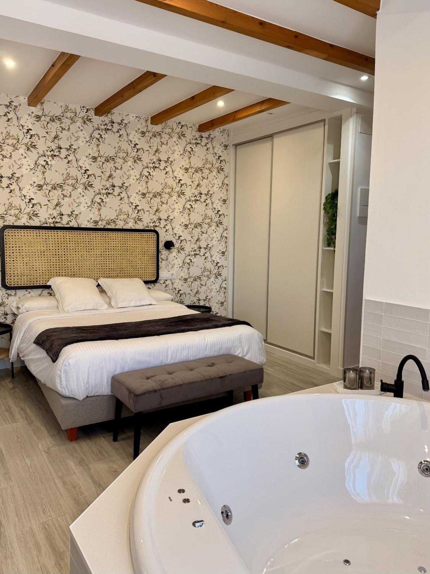 Hotel Sanmar Cóbreces Extérieur photo